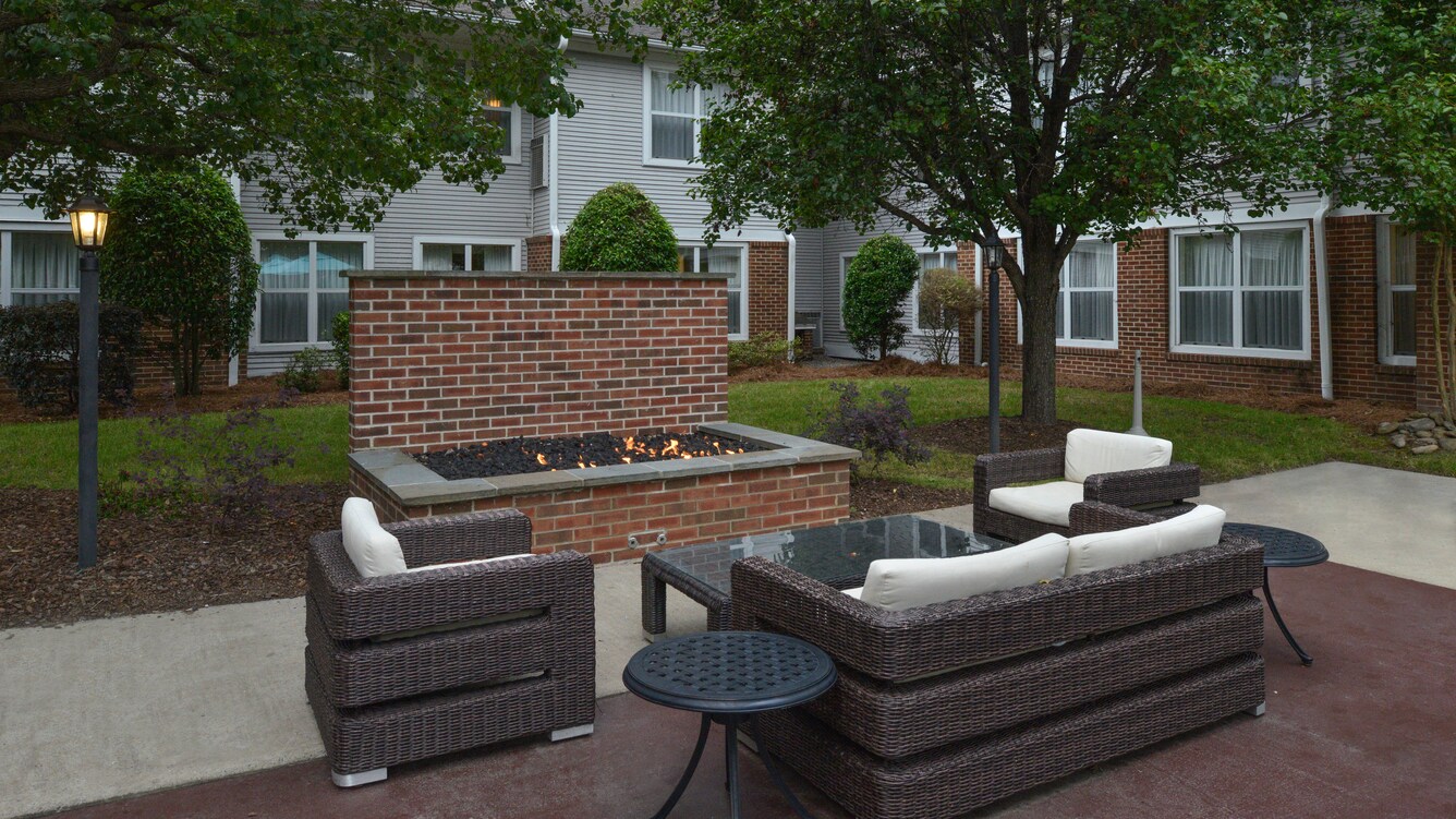 fayph-pit-0046-hor-wide