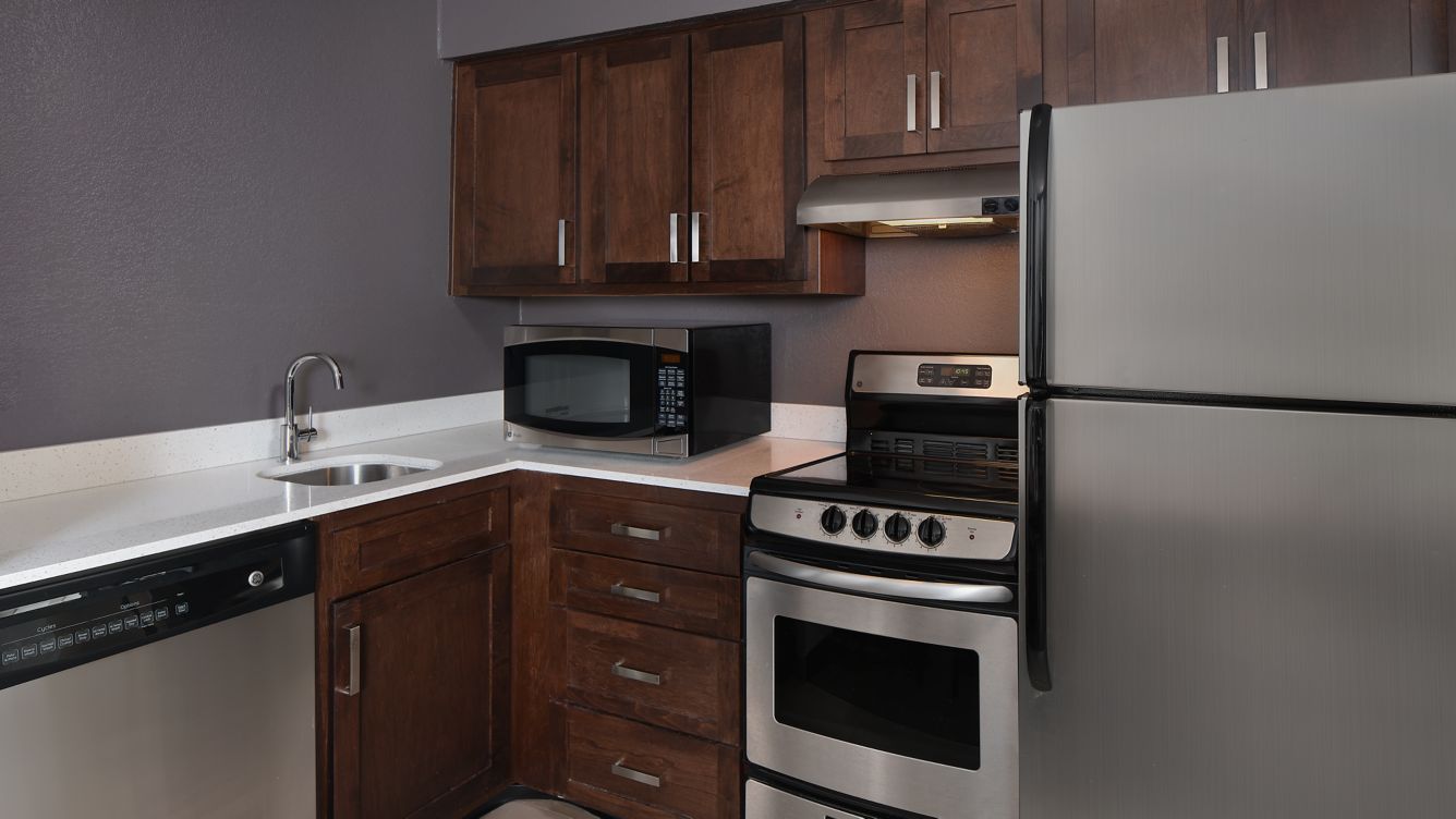 ri-fayph-kitchen27343-82830_Wide-Hor