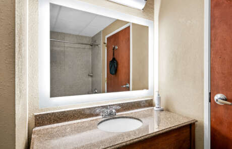 53027_bath_3