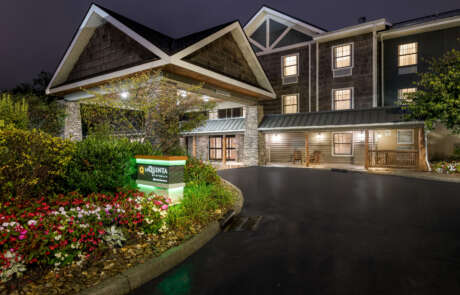 53027_exterior_night_1