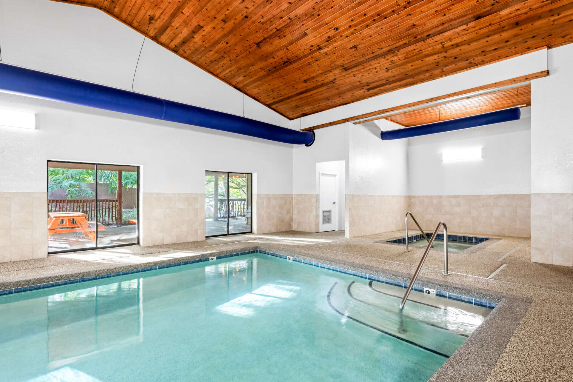 53027_indoor_pool_1